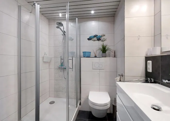 Ostseeperle Mit Schwimmbad Lägenhet *